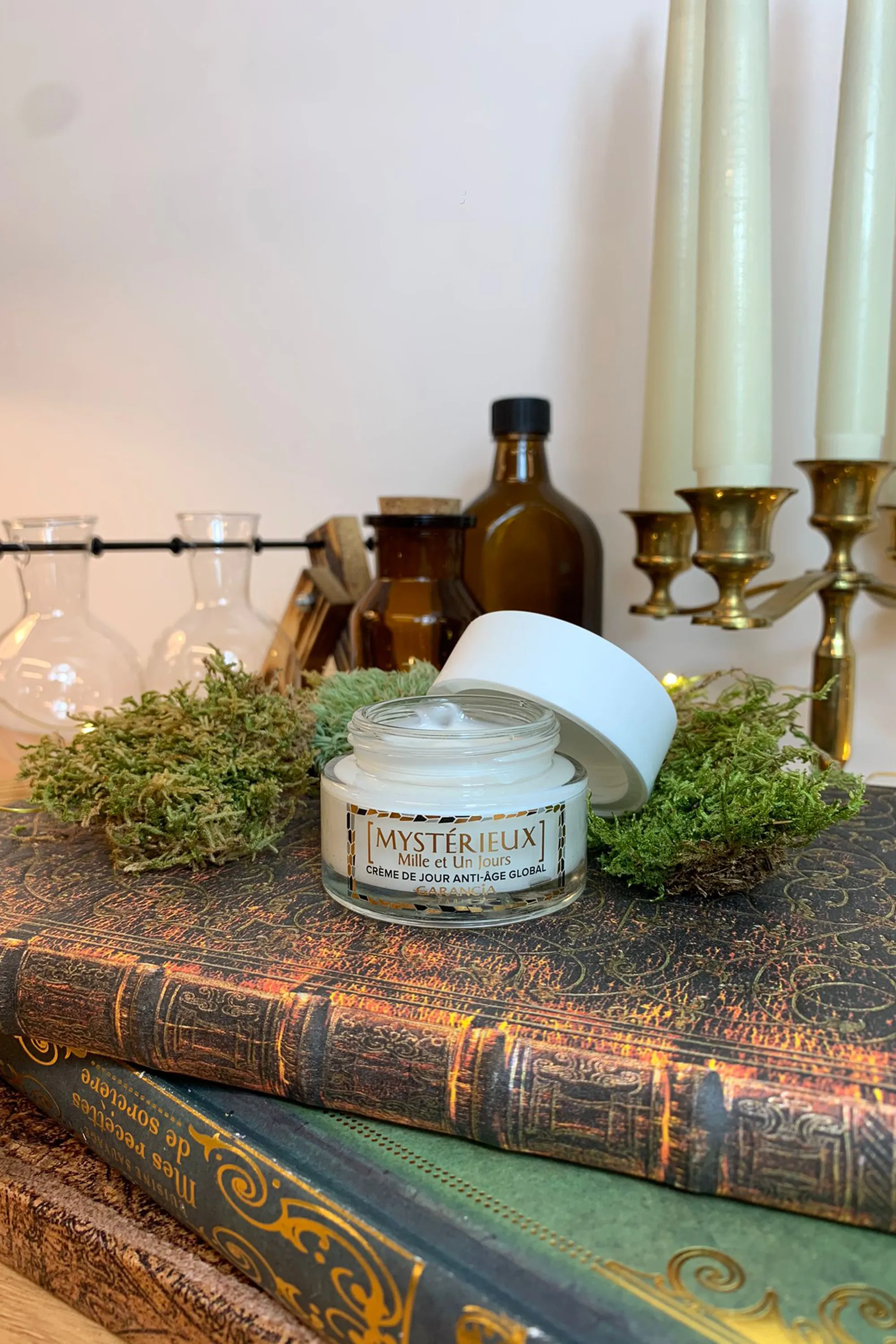 Garancia Crème de jour anti-âge peaux normales à sèches Mystérieux Mille et Un Jours-30 ml