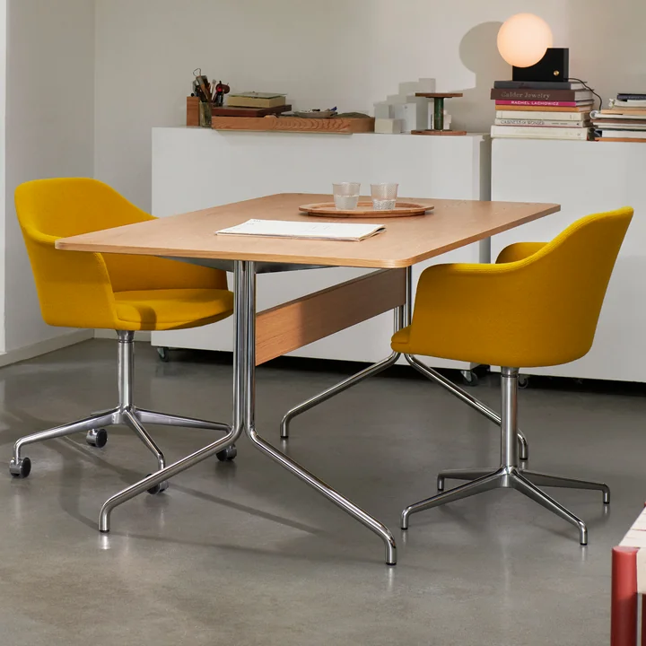 &Tradition - Pavilion Dining Esstisch AV24, 250 x 110 cm, Eiche klar lackiert / Gestell chrom
