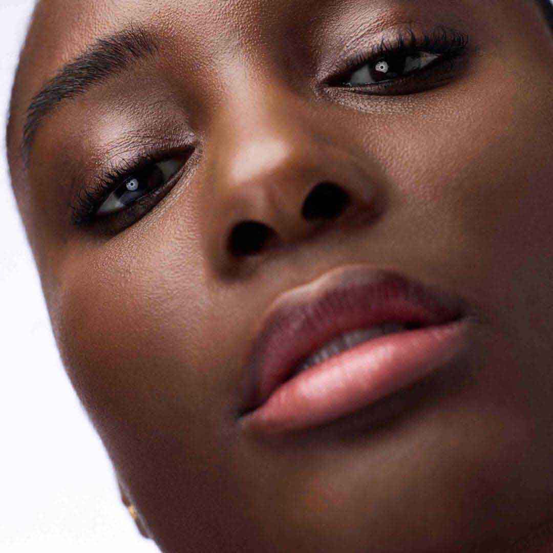 CATRICE  Máscara Volume e Curvatura Glam & Doll