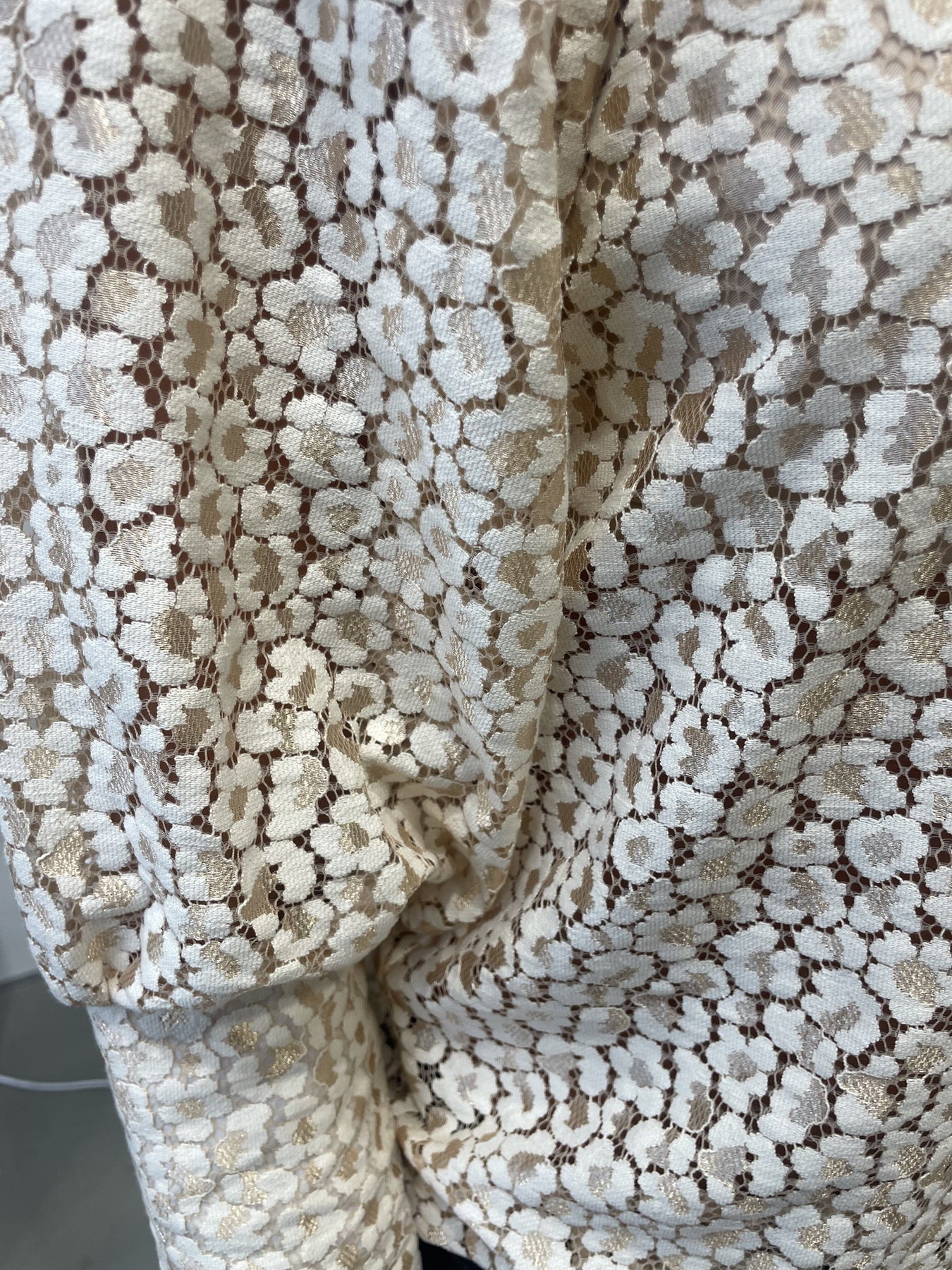Continue Maja 2 Tone Lace