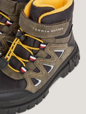 Botas de cano curto impermeáveis com cadarço