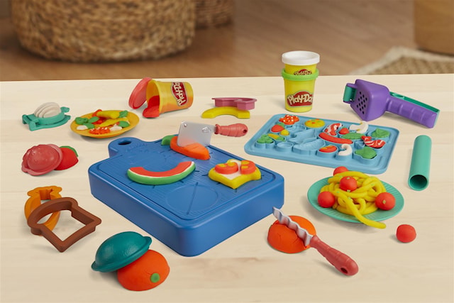 Play-Doh Kitchen Creations Playset Little Chef Starter Set