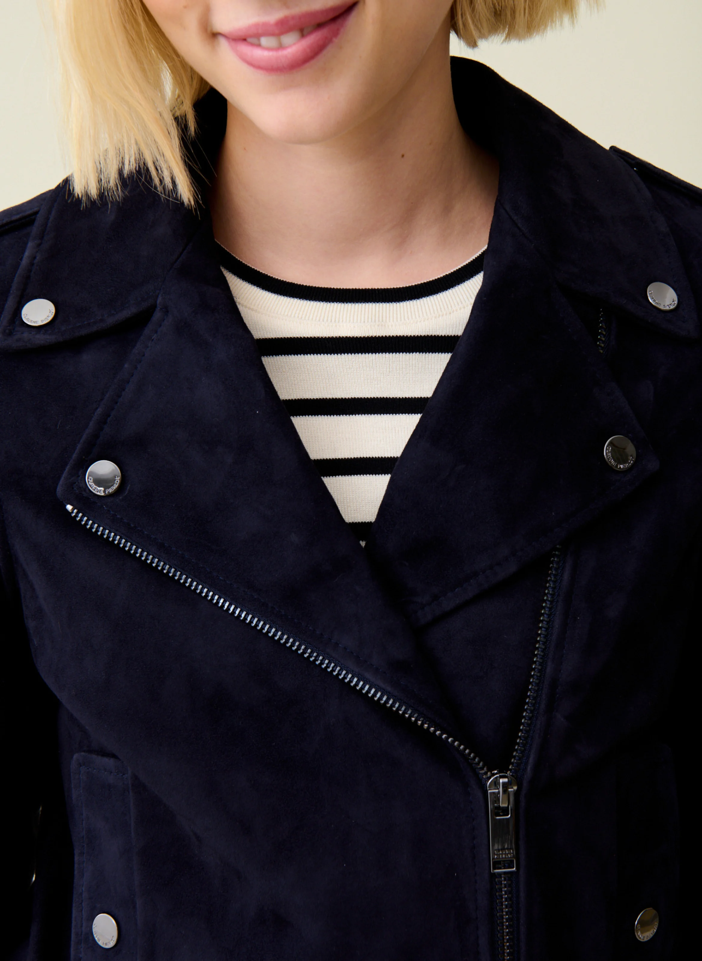 Veste courte en cuir velours | Bleu