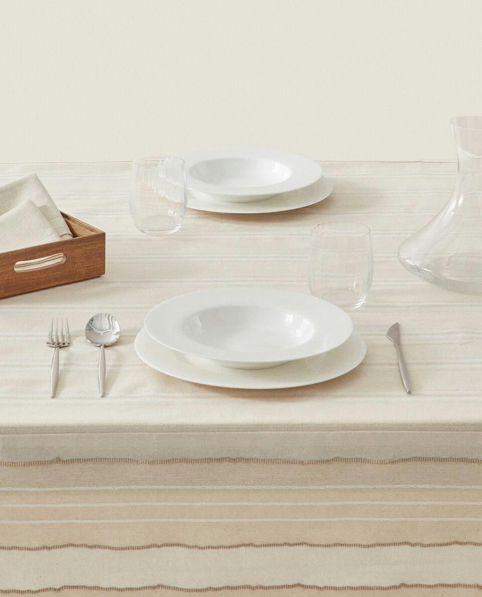TOALHA DE MESA DE ALGODÃO COM FIOS TINGIDOS