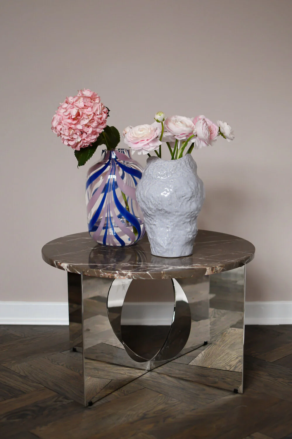 Bahne Interior  Vase med tynde striber, lilla - H25cm
