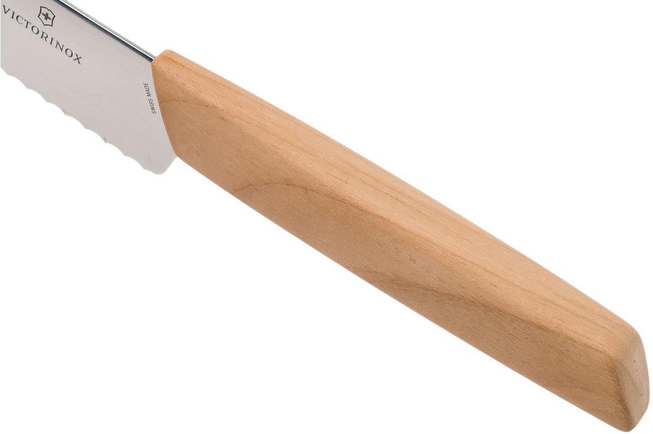 Victorinox Swiss Modern broodmes 22 cm, walnotenhout