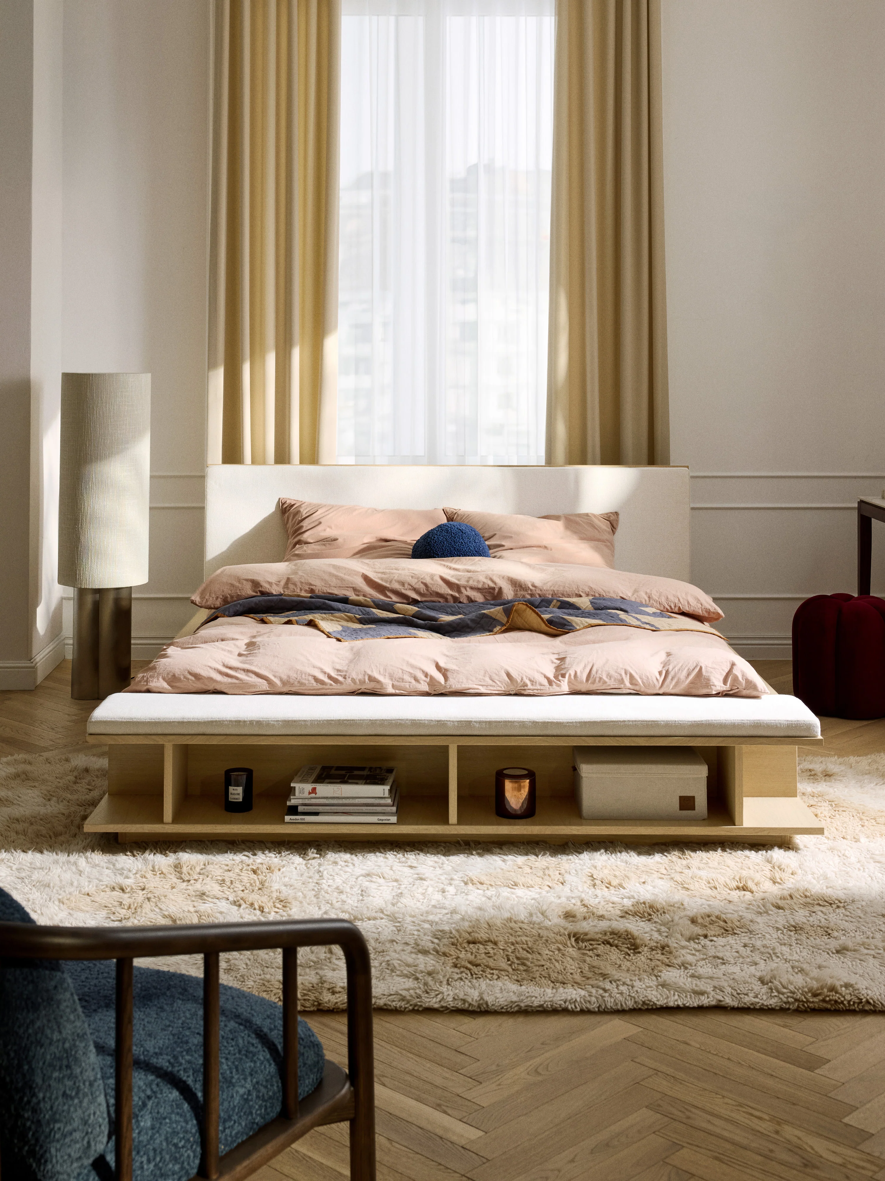 Houten bed Clark met bank en zijplanken