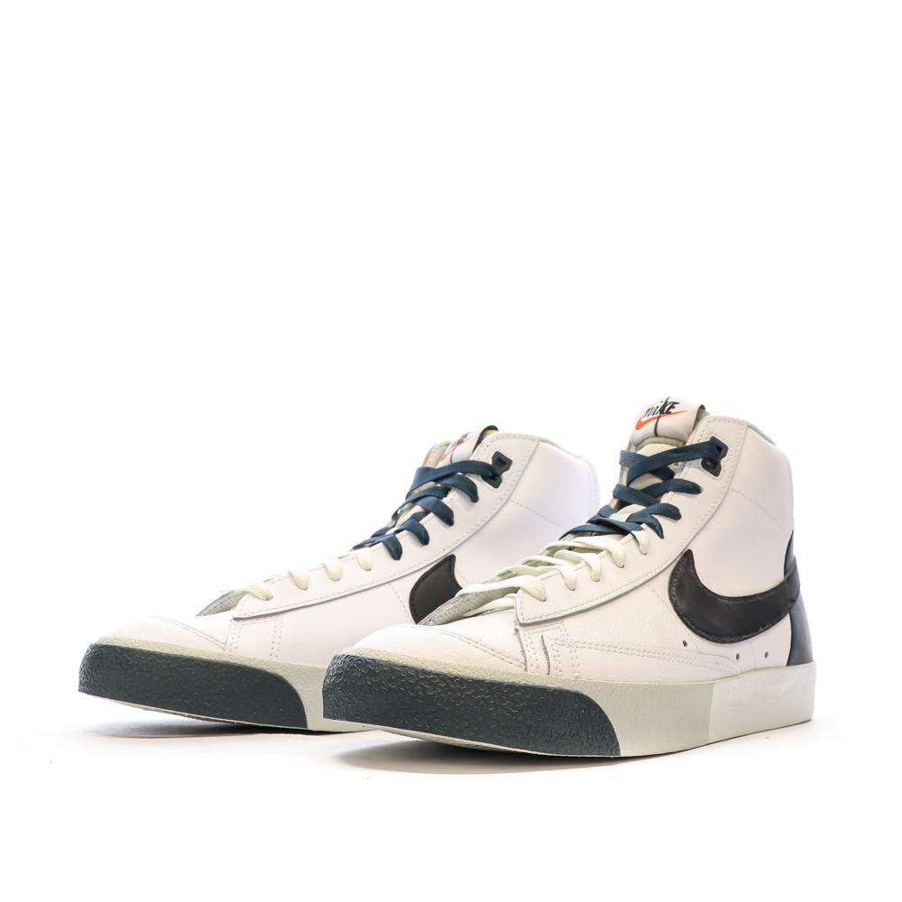 Nike Baskets Blanches/Noires Homme Nike Blazer Mid 77