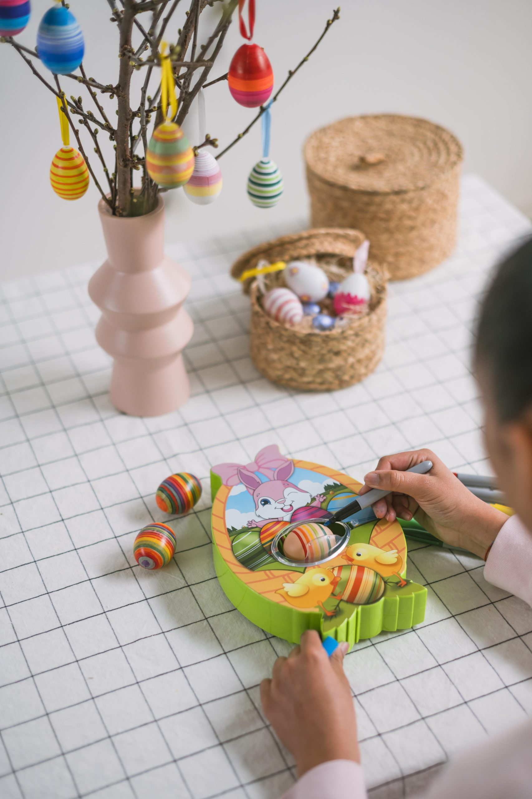 (12-tlg. Set) Eier Malmaschine DIY Ostereier Mal Kit mit Spinner   Stifte (Batteriebetrieben)