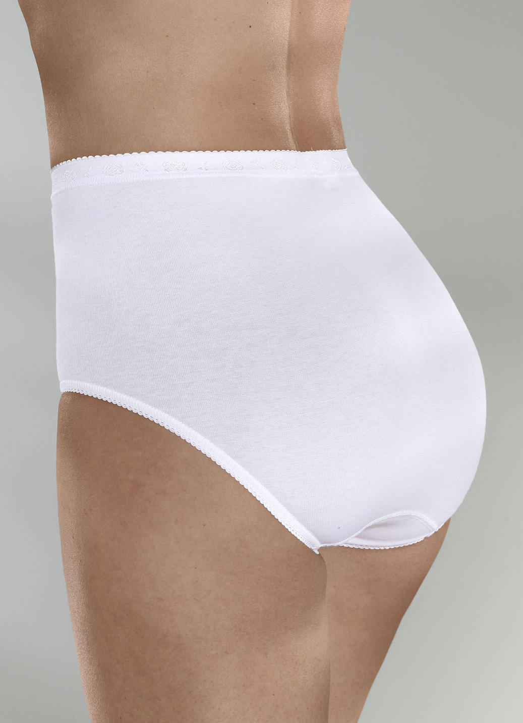 Dreierpack Slips mit elastischen Abschlüssen