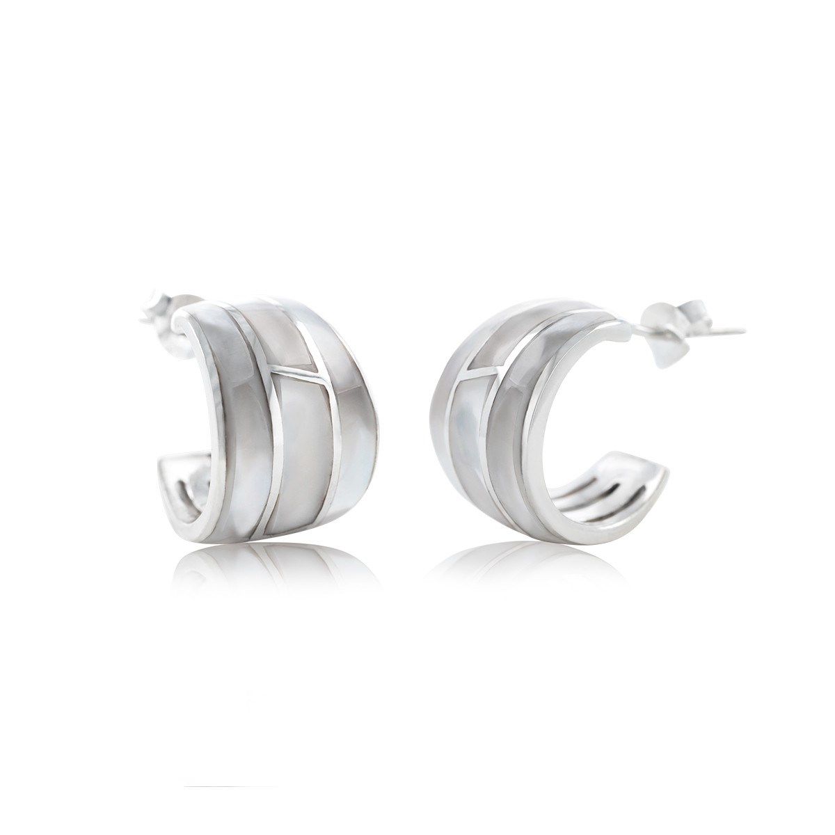 Boucles d'oreilles créoles ethniques nacre blanche en argent 925 : un bijou original et ethnique | Aden Boutique
