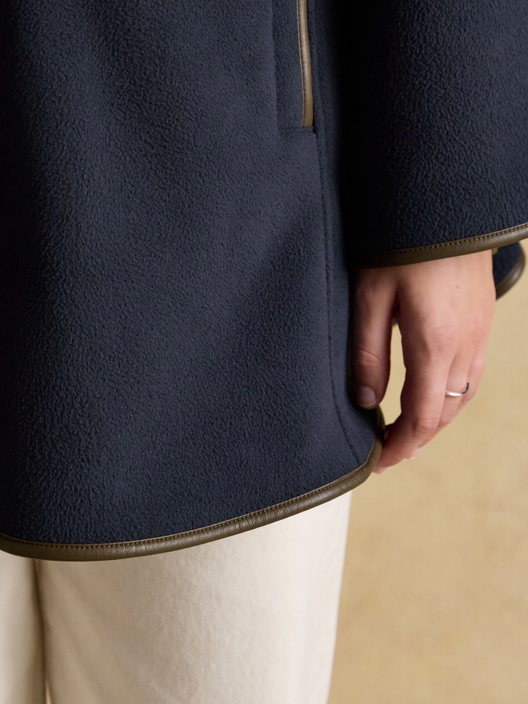 Joules Heritage Fleece Longline Cape