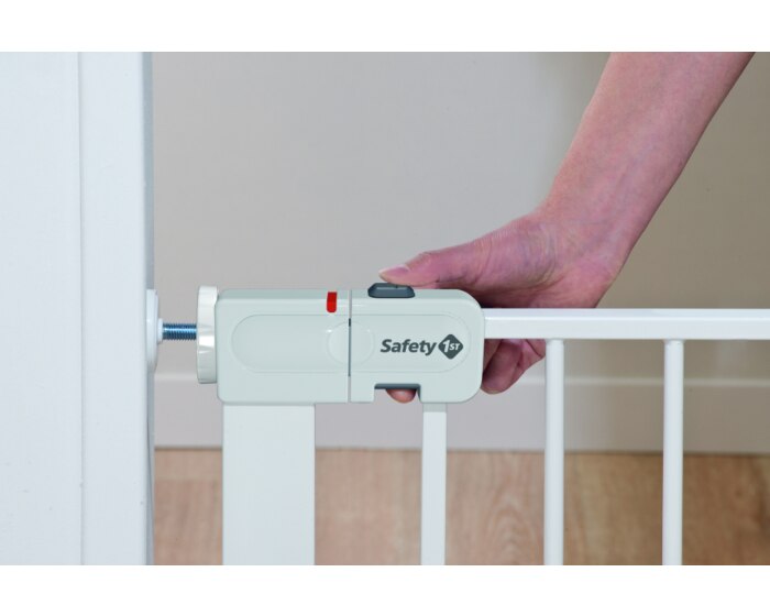 SecurTech® Auto Close Metal Gate Ab 6 Monate bis 2 Jahre, Walker      Einfach zu bedienen |    Schnell und einfach zu installieren |    Besonders sicher |