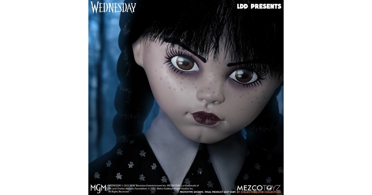 Mezco ToysLiving Dead Dolls: Wednesday Addams 10 inch Action Figure Speelfiguur