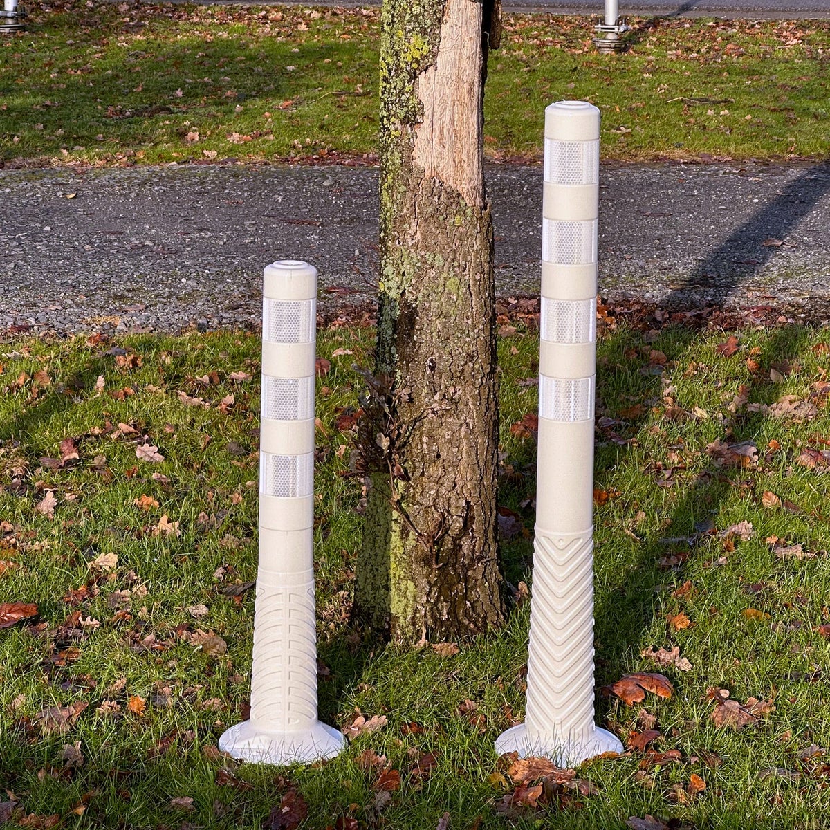 5 flexibele paaltjes/afzetpalen, wit met zwarte reflecterende folie, zelfoprichtend, inclusief bevestigingsmateriaal, 100cm