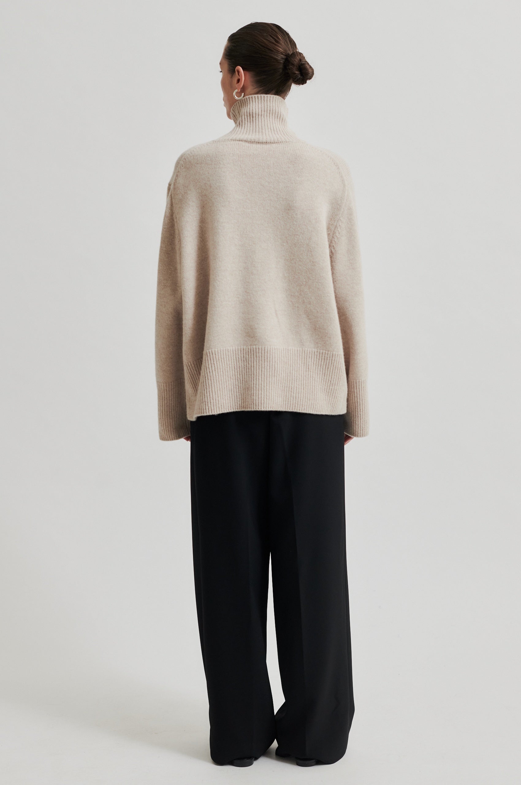 Second Female  Alpha T-Neck uldstriktrøje - Pumice Stone