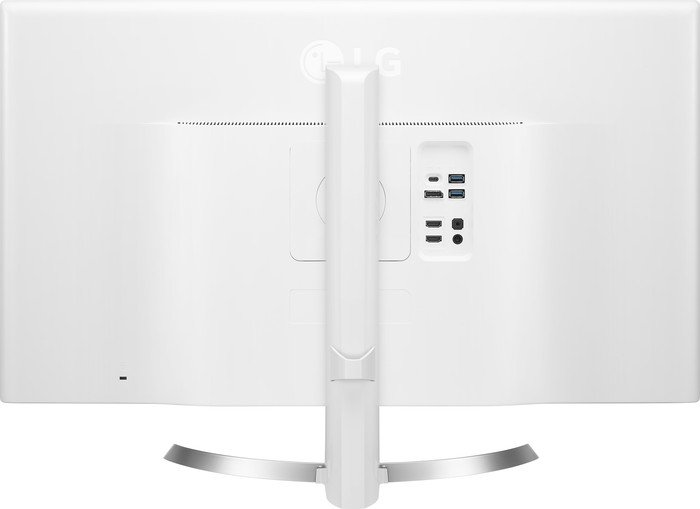 LG 32UD99-W | 31.5