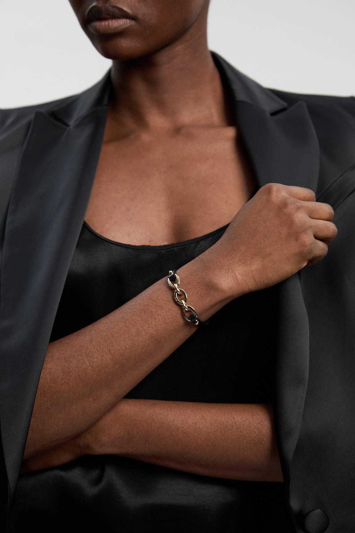 KarenMillen Bracelet en Cuir à Maillons Chaîne