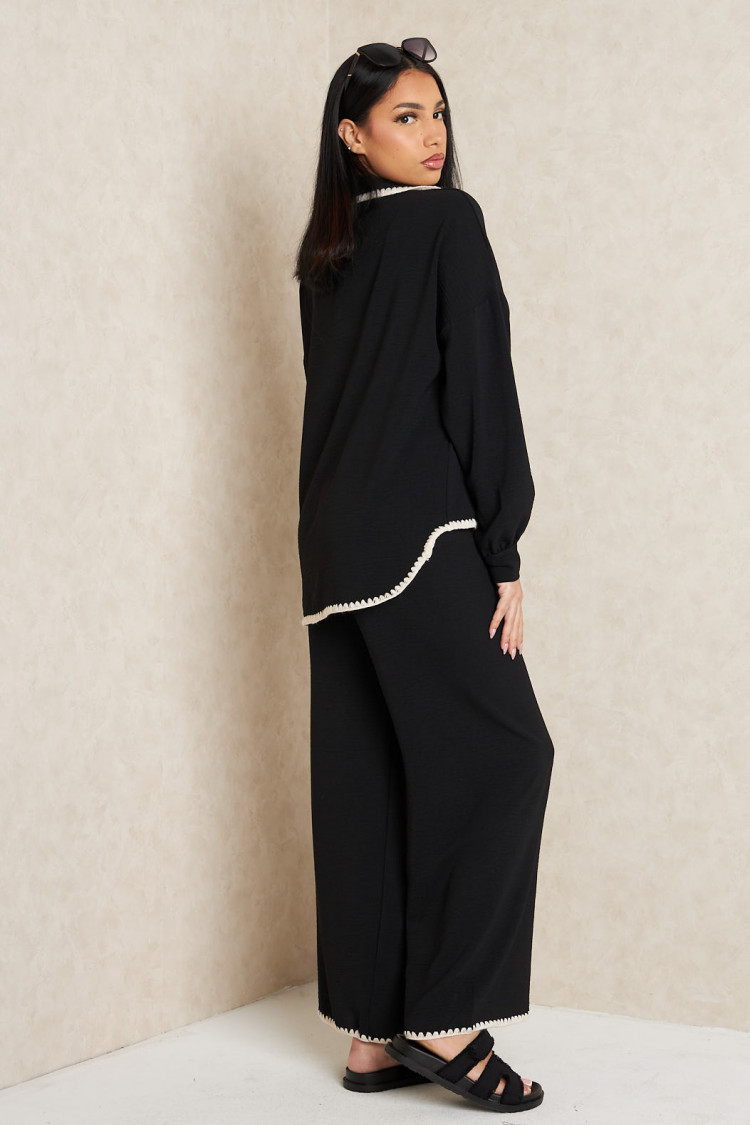 Ensemble 2 pièces chemisier + pantalon noir à coutures beige