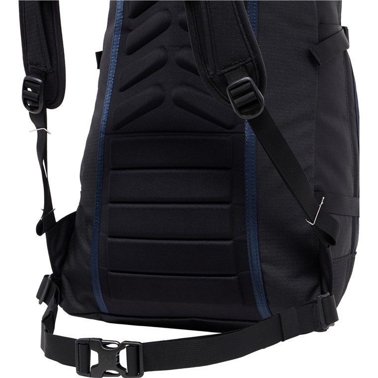 Haglöfs Tight Large True Black/Tarn Blue