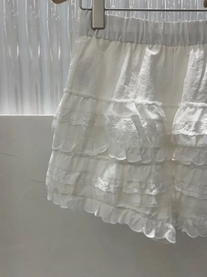 Seoulchic - gelaagde shorts met kanten plooien