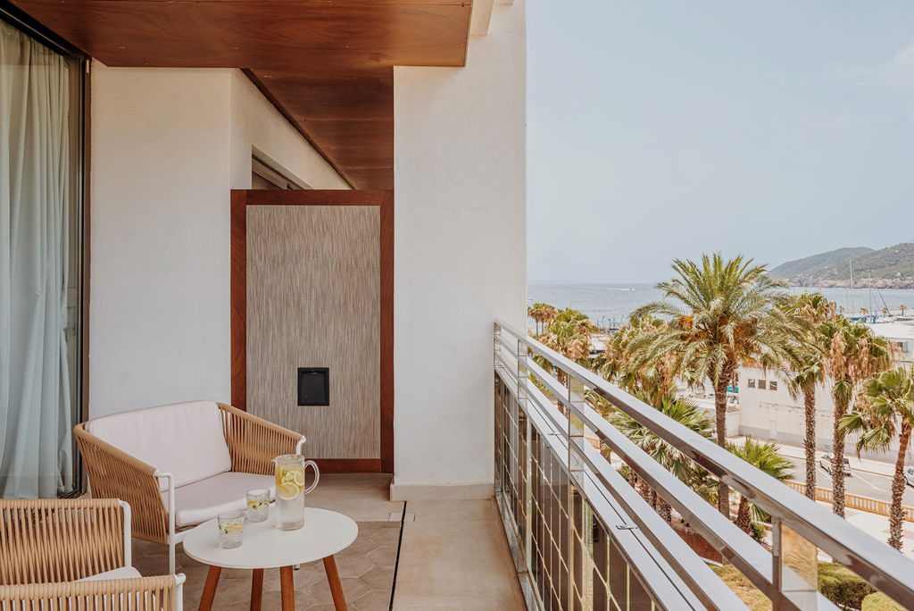 Aguas de Ibiza Grand Luxe Logies en ontbijt - Hotel