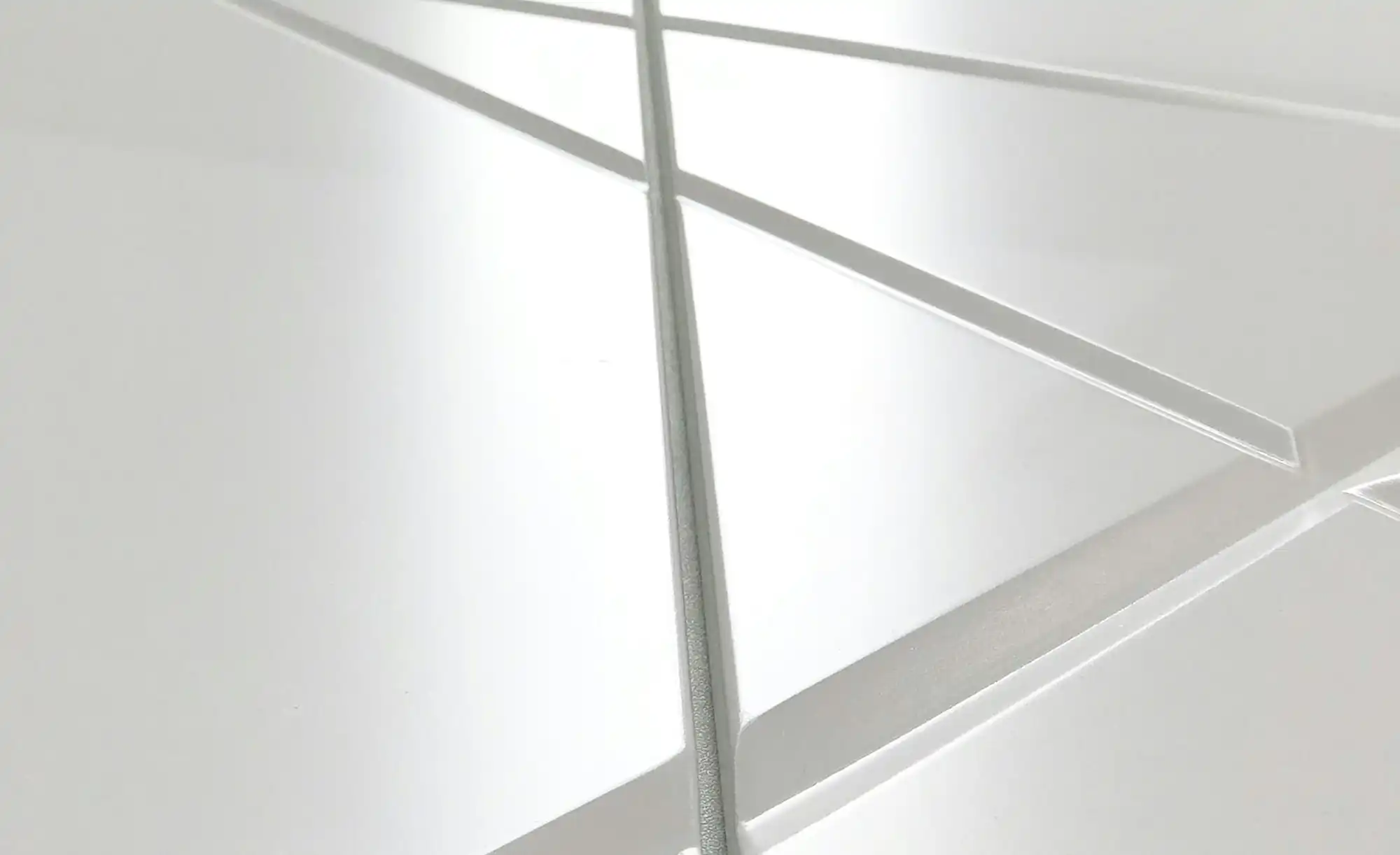 Kommode X White