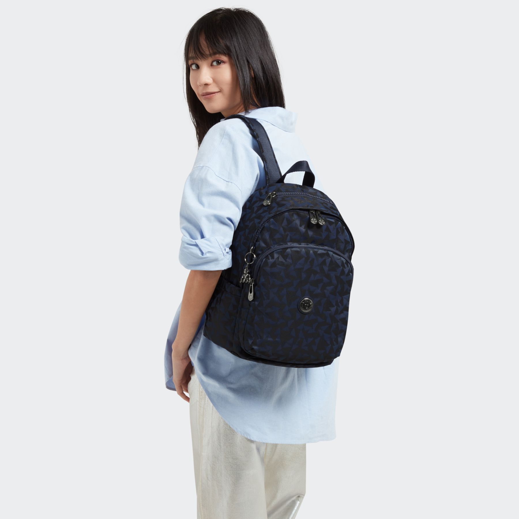 DELIA Sac à Dos Moyen avec Poche Frontale et Poignée Supérieure - Endless Navy Jacquard