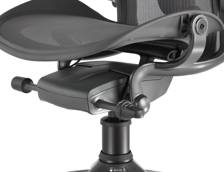 Herman Miller Aeron bureaustoel Polished Aluminium base & linkage