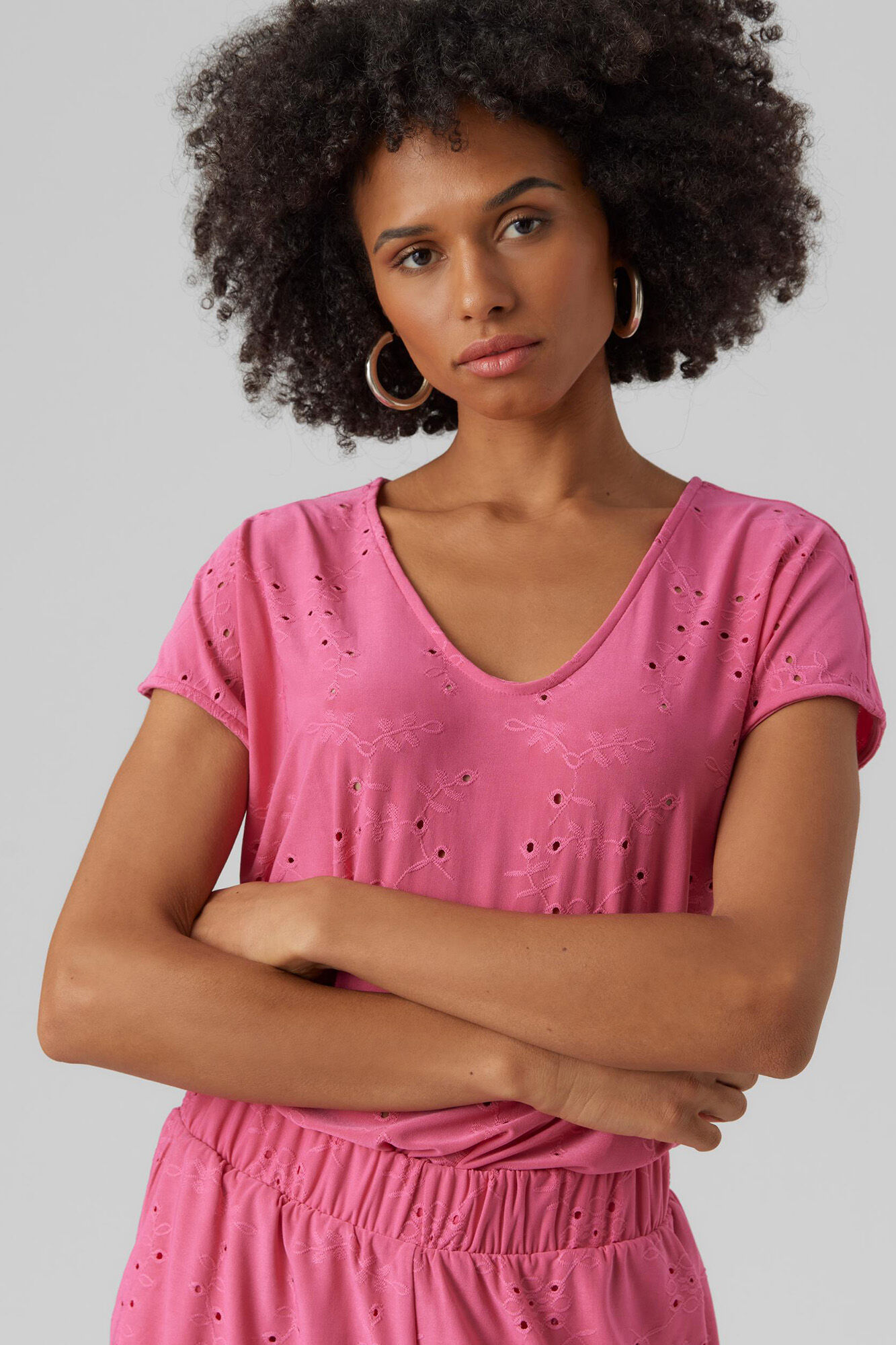 Camiseta de manga curta com decote em V - Rosa