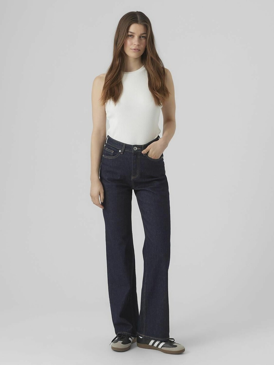 VERO MODA<br>Calças jeans largas e de cintura alta