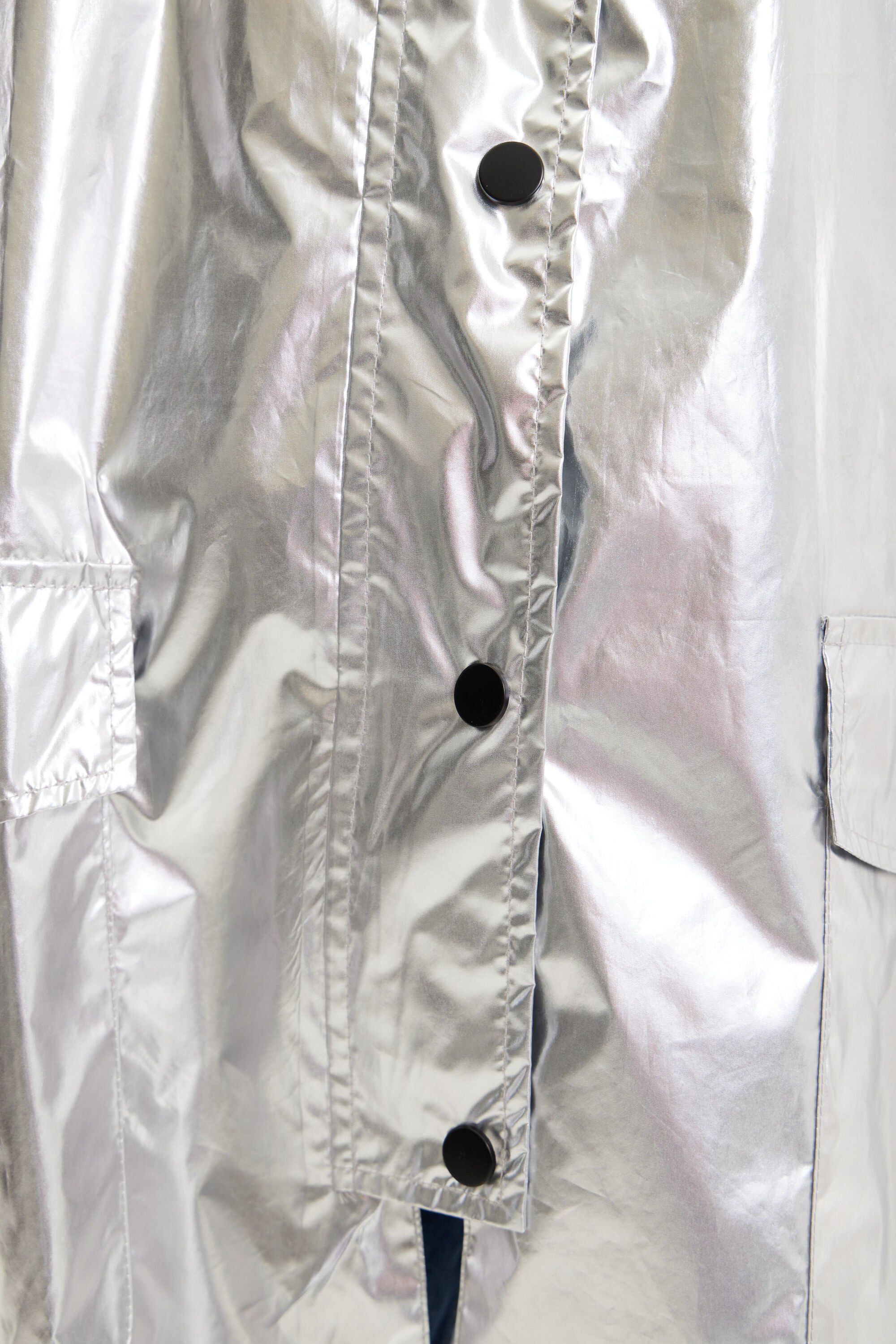 Imperméable lamé métallisé