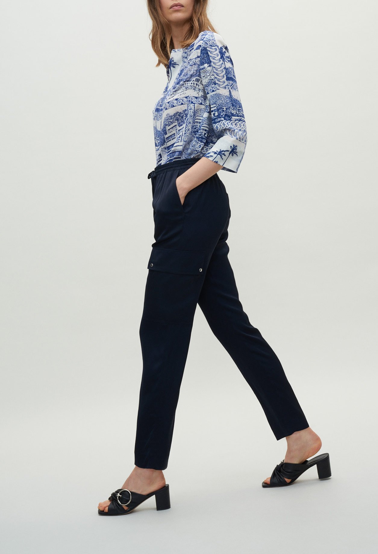 Pantalon fluide &agrave; poches