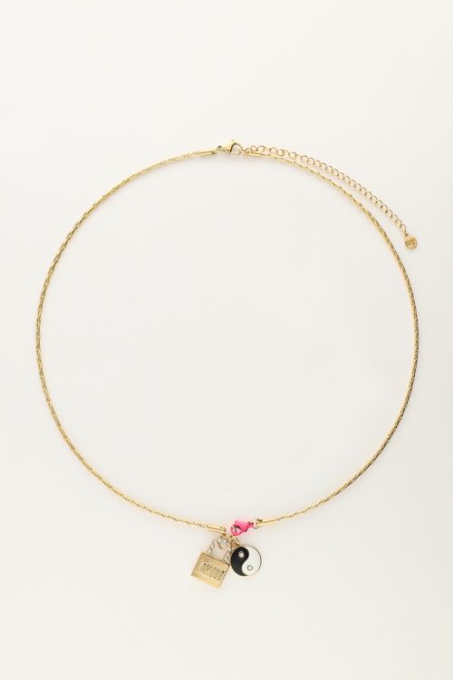 Candy ketting met bedels en roze slotje