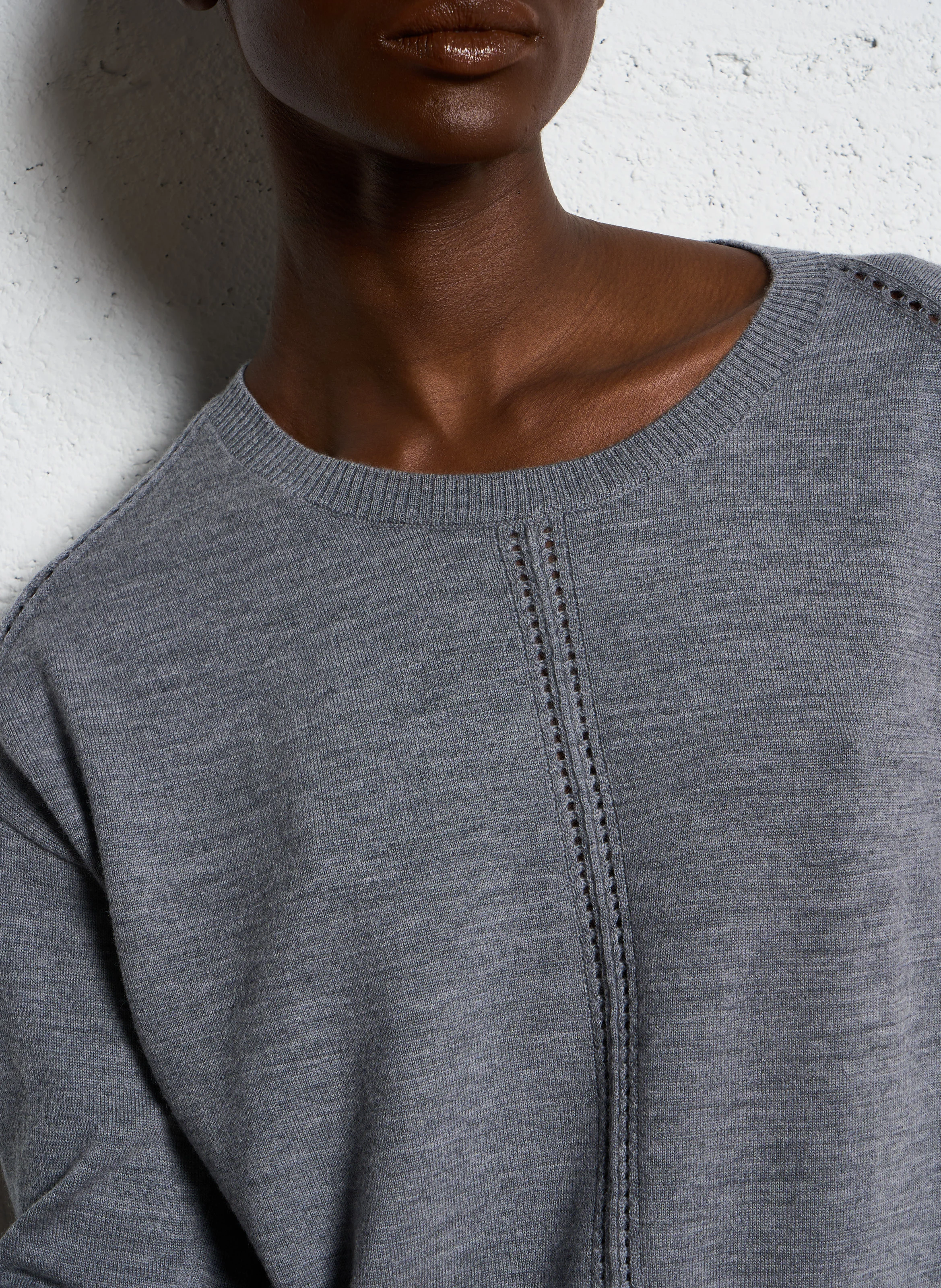 MAKINO - Pull fin col rond ajouré en laine | Gris