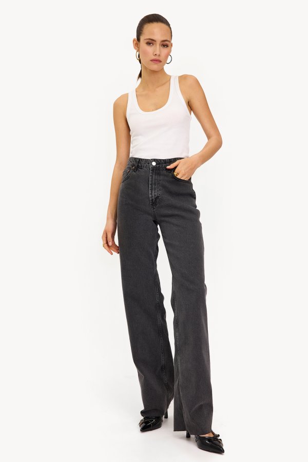 THE STRAIGHT FIT - DARK GREY