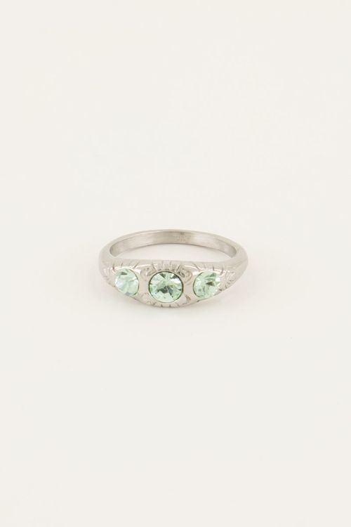 Triple mint leaves ring