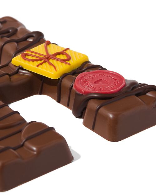 lettre H en chocolat au lait décorée à la main 200g