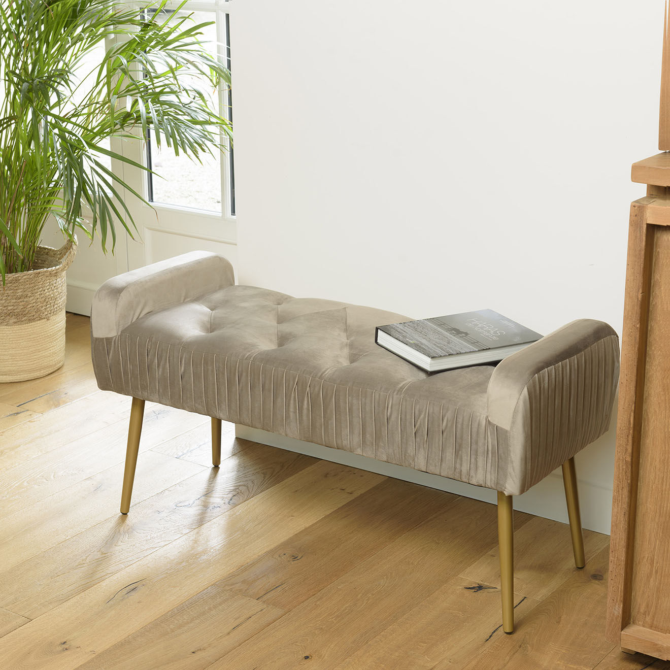 Macabane Banc de lit en velours Albane taupe - 103x40x53 cm