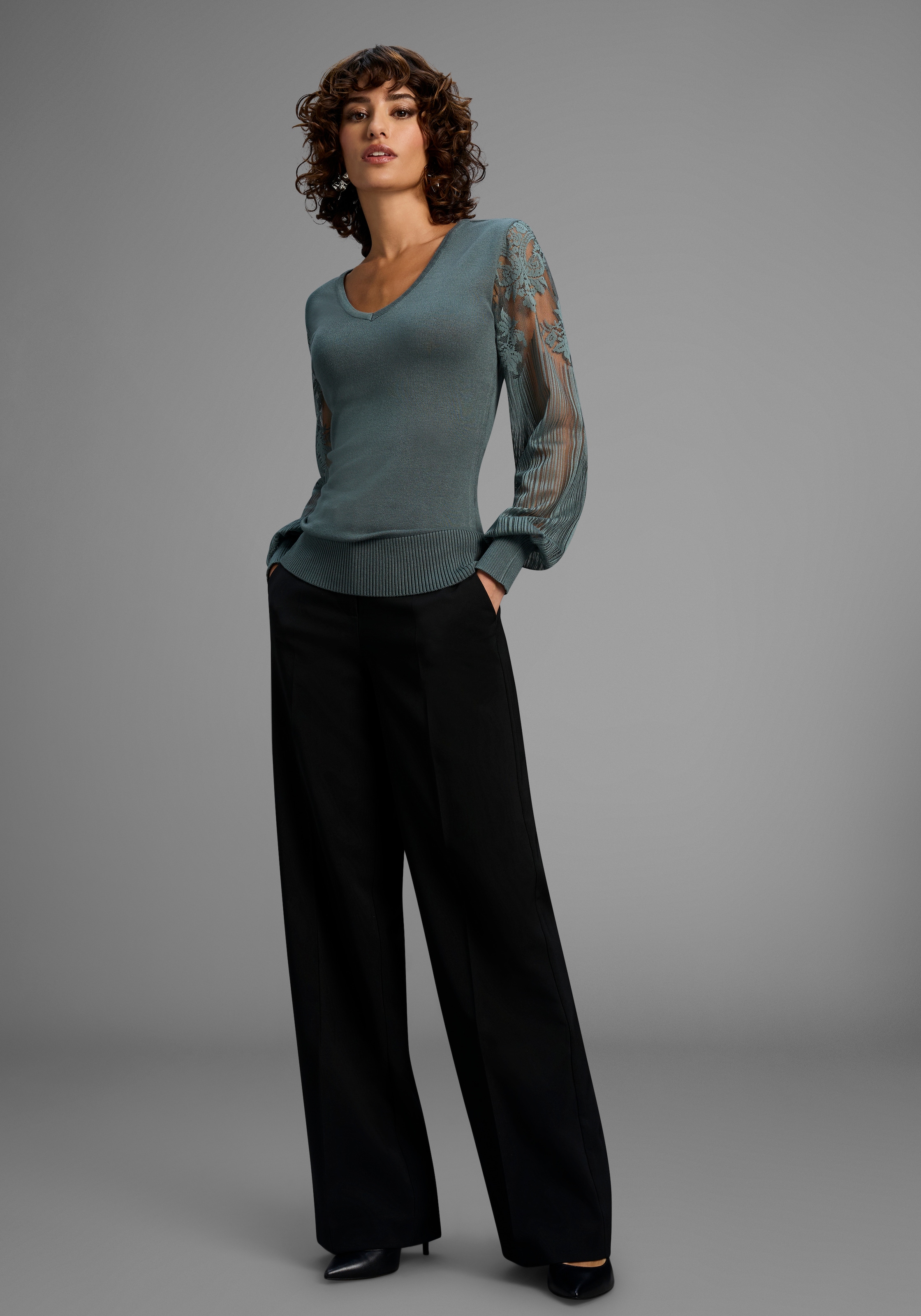 Melrose V-Ausschnitt-Pullover , Feinstrickpullover mit Ärmeln aus hochwertiger Spitze