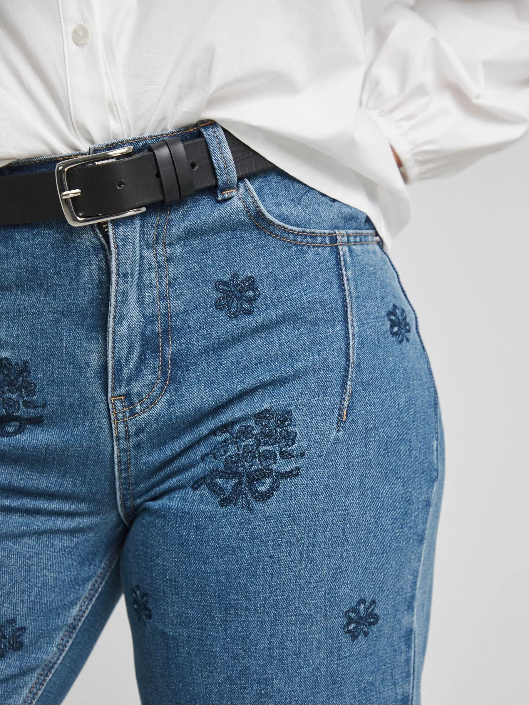 Simply Be Embroidered Barrel Leg 100% Cotton Jeans
