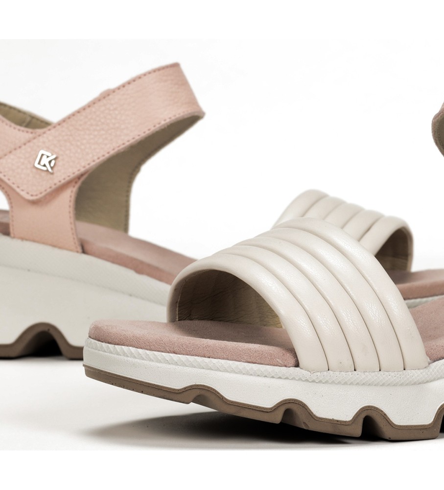 Sandálias Dorking Lais em couro nude - salto plataforma de 6 cm -