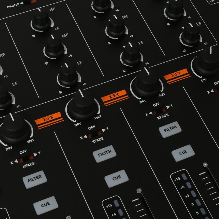 Allen & Heath Xone:43 DJ mixer