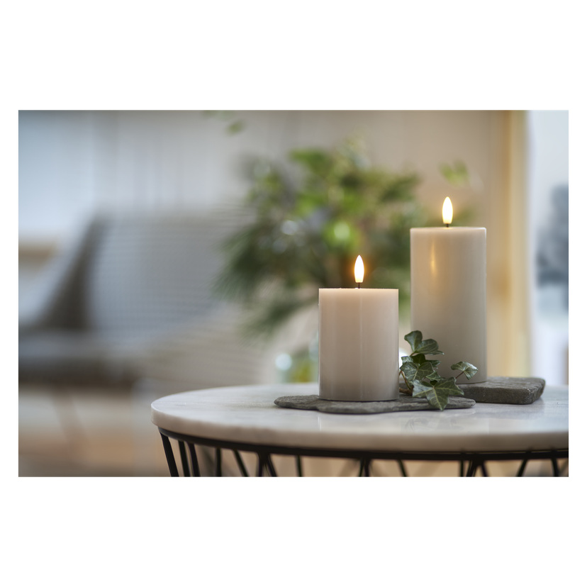 Kubbelys med flamme som flakker LED 15 cm