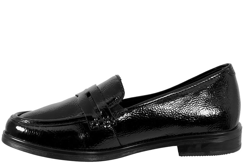 RIEKER LOAFERS I SORT SYNTET MED LAK LOOK