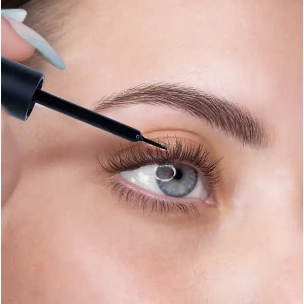 Wimpern- & Augenbrauenserum