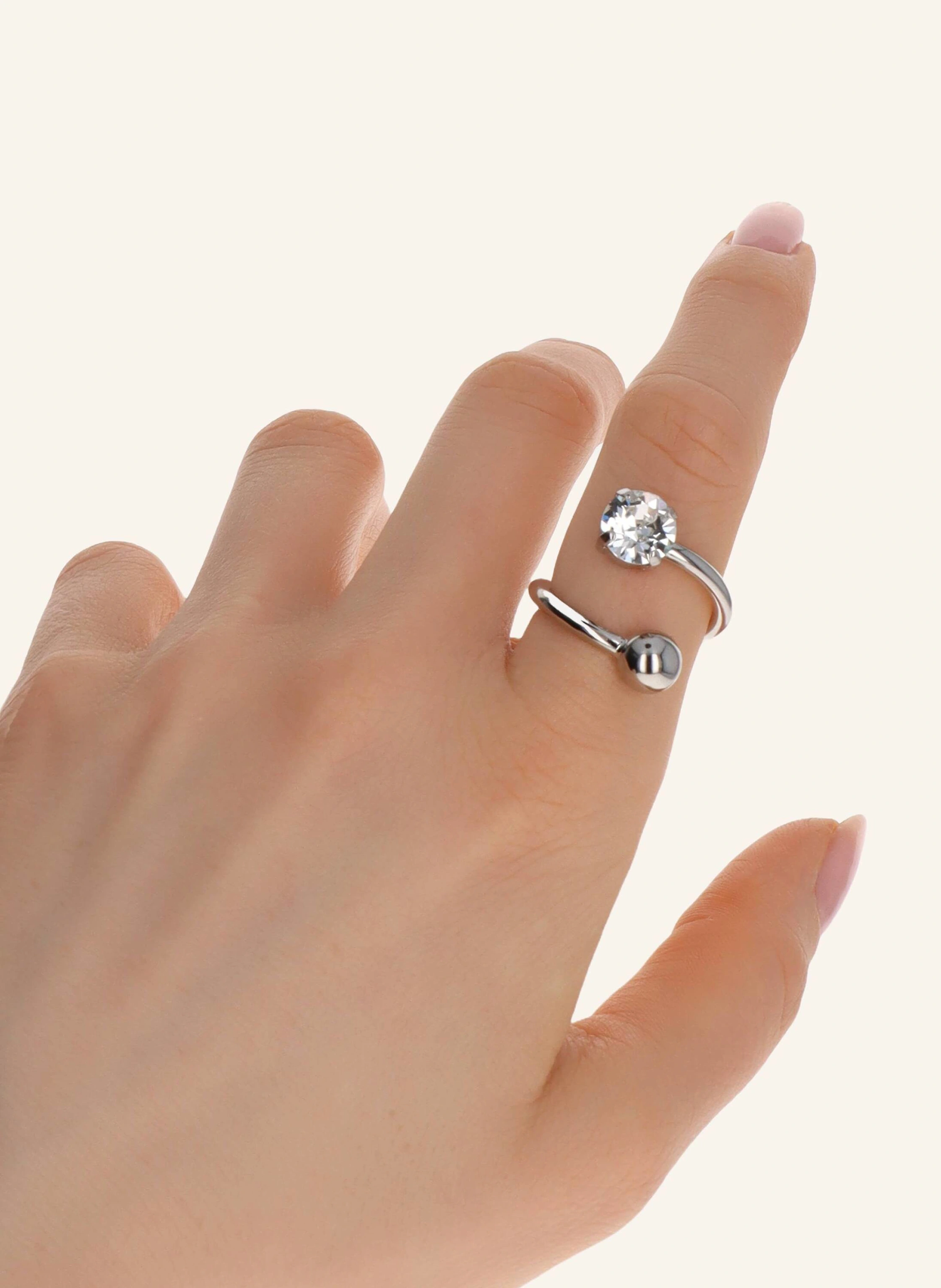 Justine Clenquet Ring MAISIE by GLAMBOU