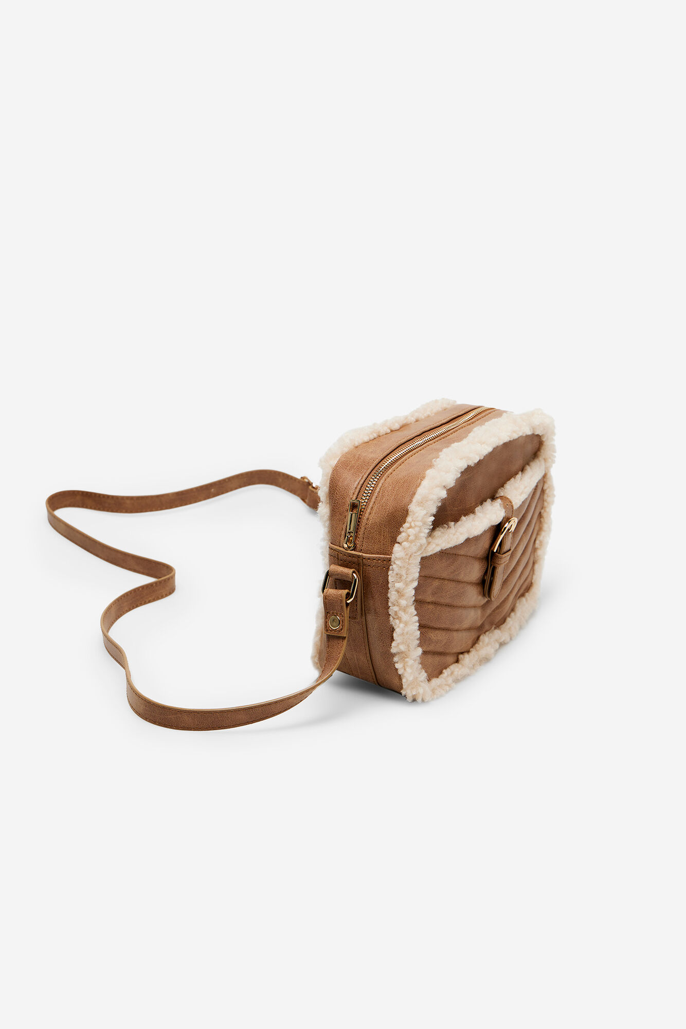 Bolsa de ombro em pele de carneiro
