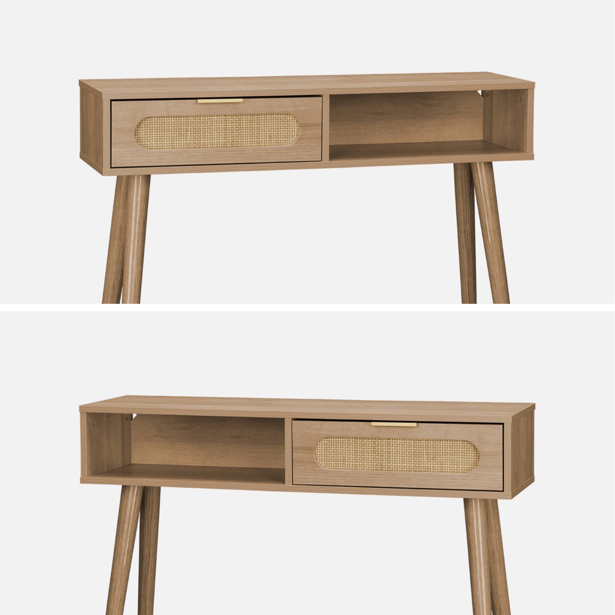 sweeek - Scandinavische console met houtdecor en afgerond riet