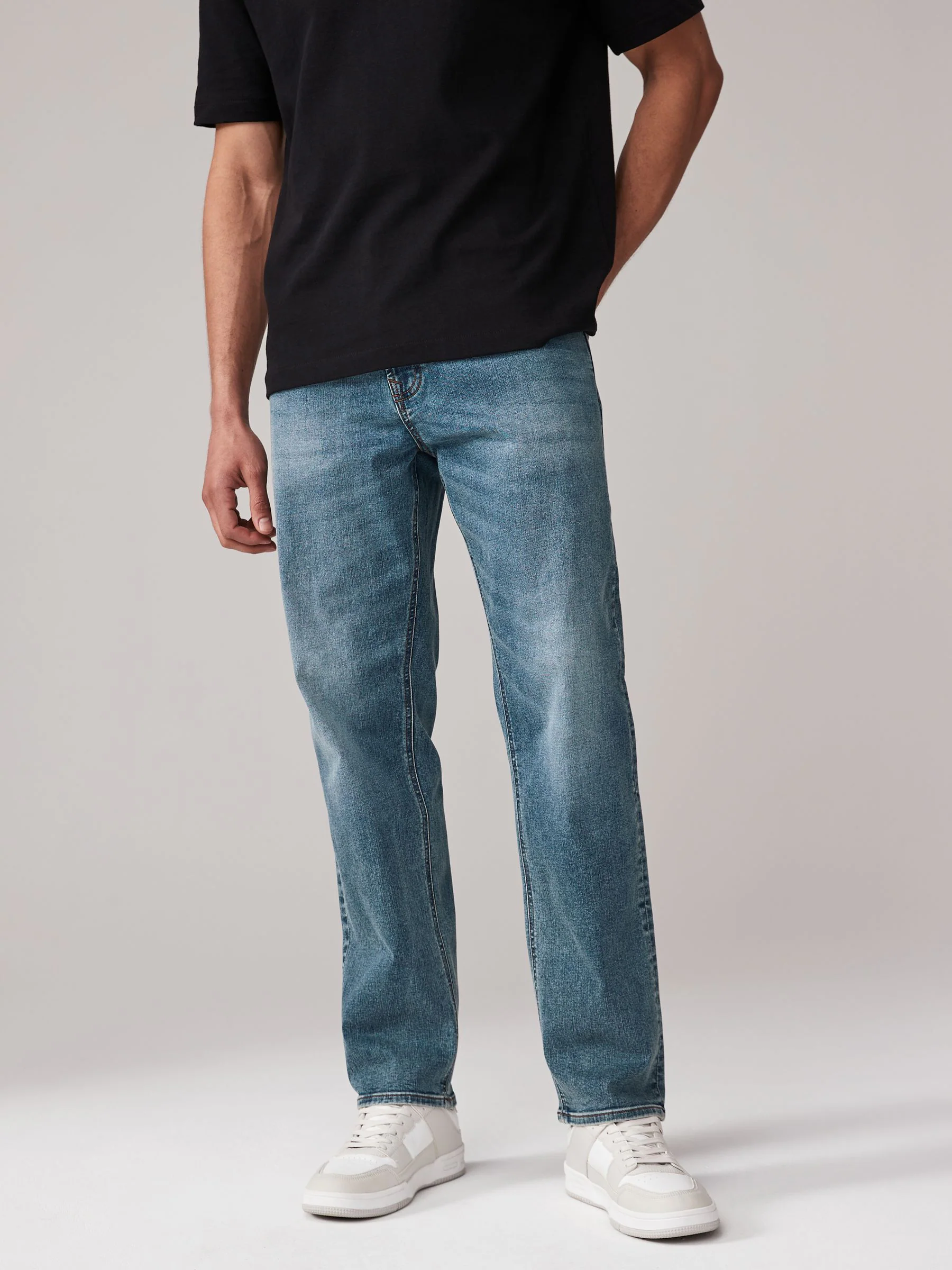 Vintage lichtblauw - Rechte, klassieke jeans met stretch